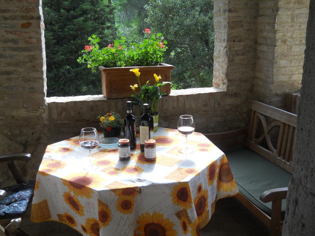 Montepulciano Stazione Frateria Di San Benedettoヴィラ エクステリア 写真